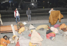 shri sidhdata ashram kambal vitran at railway station and other places