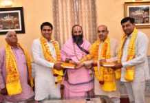 श्री सिद्धदाता आश्रम पहुंचे भाजपा कांग्रेस के विधायकों ने लिया गुरुजी से आशीर्वाद shri sidhdata ashram,