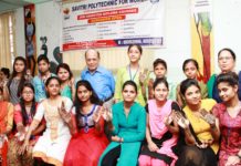 सावित्री पॉलिटेक्निक में मेहंदी प्रतियोगिता का आयोजन savitri polytechnic of faridabad