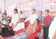 रक्तदान शिविर में 111 यूनिट रक्त एकत्रित किया manav sewa smiti