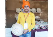 कागज की बोहिया दूर करेगी प्लास्टिक के खतरे surajkund crafts mela