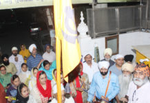 गुरु नानकदेव जी के प्रकाशोत्सव पर निकाली गई प्रभातफेरी toni phalvan faridabad,