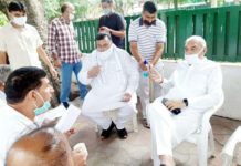 जमीन मुआवजे को लेकर पूर्व मुख्यमंत्री से मिले अजरौंदा व दौलताबाद के किसान bhupinder singh hooda