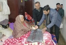 सिद्धदाता आश्रम ने वानप्रस्थ वृद्धाश्रम में की सेवा shri sidhdata ashram