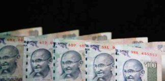 100 rupee note