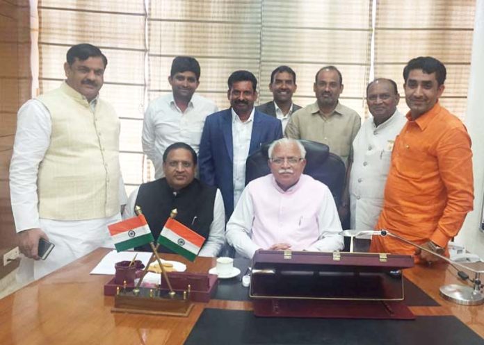 cm manhor lal khattar,