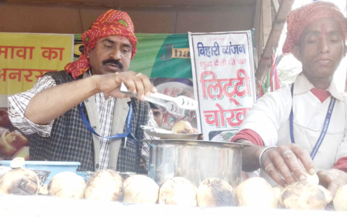 litti chokha in surajkund mela