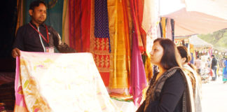 banarsi saree in surajkund mela