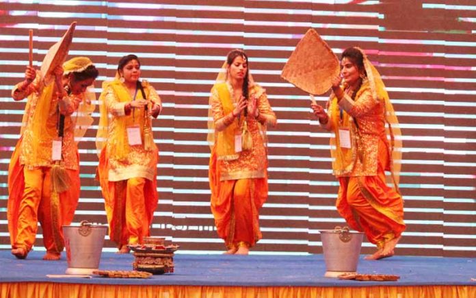 dav college,