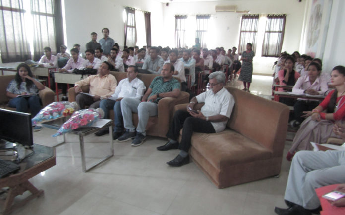 pt lr college,