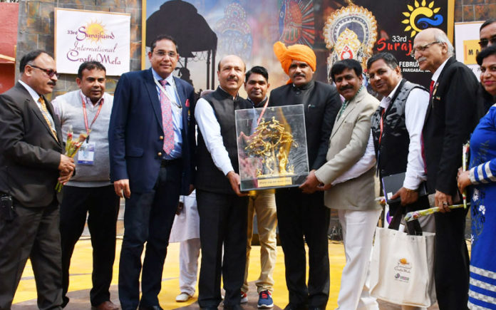 surajkund crafts mela,