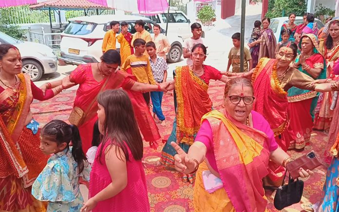 bhakti ma mauni mai